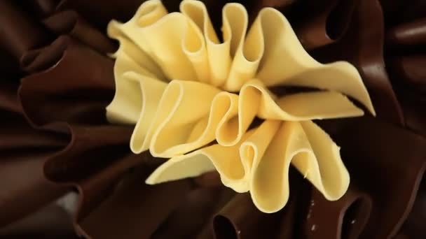 Yuvarlak çikolata spin dekorasyon — Stok video