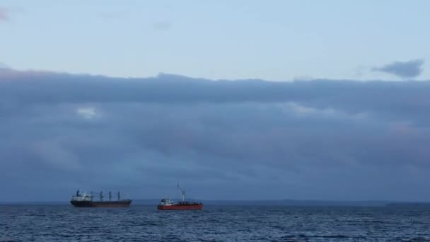 Buques Timelapse en el océano — Vídeos de Stock