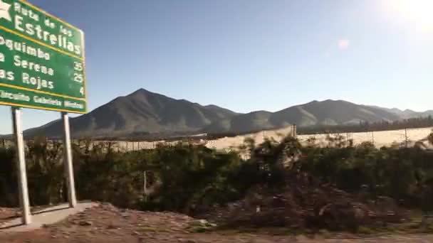 Autopista durante el día — Vídeos de Stock