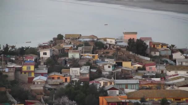 Cidade costeira área residencial — Vídeo de Stock