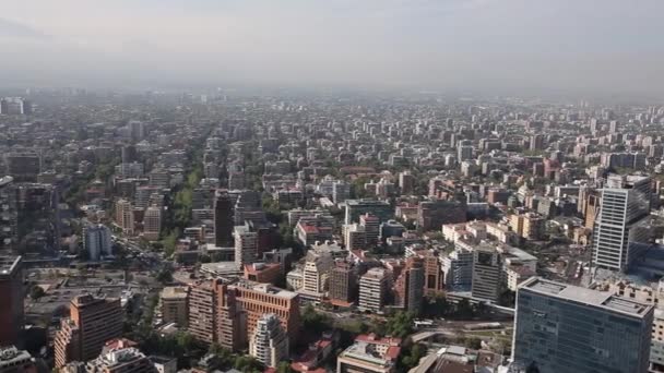 Edificios en Santiago ciudad — Vídeo de stock