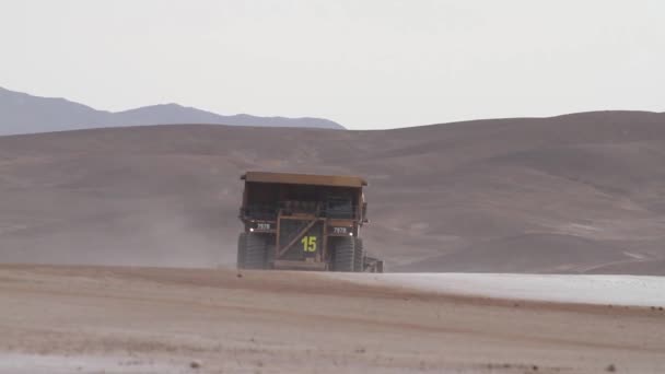 Heavy mining dump truck — Stock Video