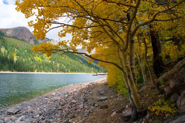 Jefferson Lake görünümü