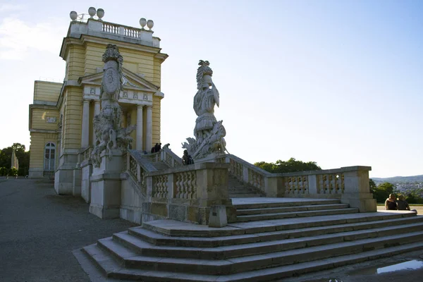 Gloriette 'e görünüm