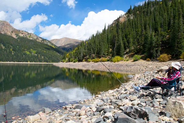 Gölde balık tutmak