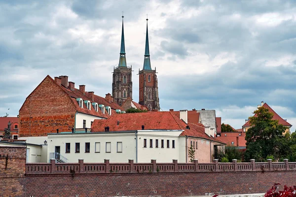Cathedral St John the Baptist Wroclaw Wroclaw Roma Katolik Başpiskopos koltuk ve Polonya Wroclaw city bir dönüm noktası olduğunu. — Stok fotoğraf