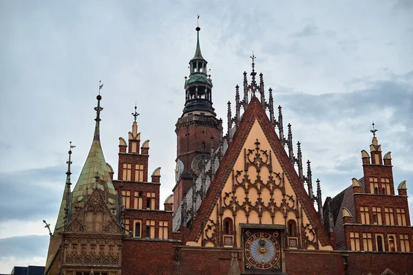 Old City Hall on Market Square in Wroclaw. Wroclaw, Lower Silesian, Poland. — Stock Photo, Image