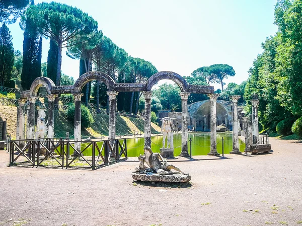 HDR Villa Adriano ruins in Tivoli — Stock Photo, Image