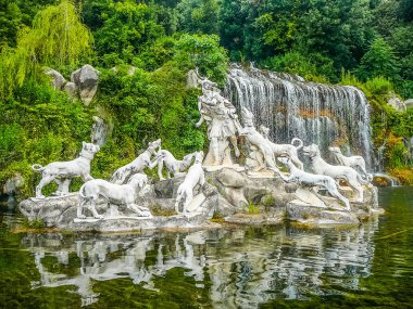 Caserta bahçelerde HDR