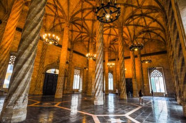 Valencia'da HDR Llotja de la Seda (ipek değişimi)
