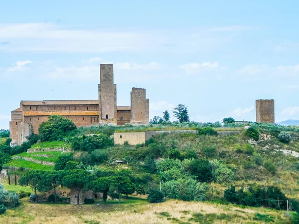 Kostel HDR San Pietro ve městě Tuscania — Stock fotografie