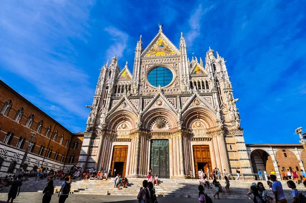 Kościół HDR katedry w Sienie — Zdjęcie stockowe