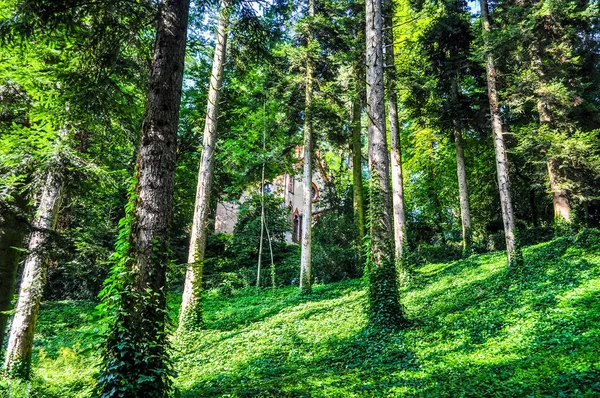 HDR Castello del Roccolo en Caraglio — Foto de Stock