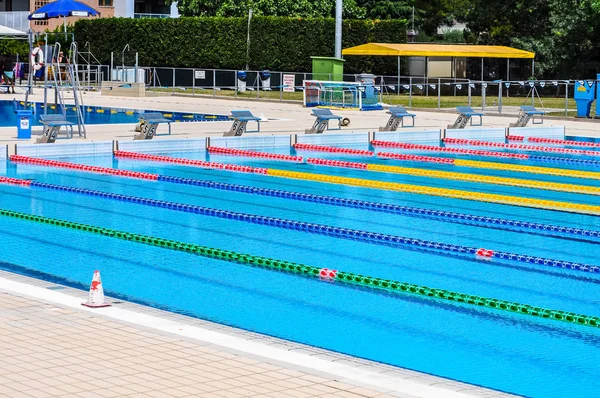 Estádio HDR del Nuoto (que significa Estádio de natação) em Riccione — Fotografia de Stock