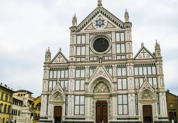 HDR Santa Croce church in Florence — Stock Photo, Image