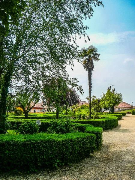 HDR Govone Castle in Govone — Stock Photo, Image