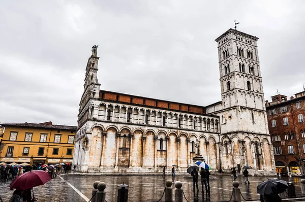 Kościół HDR San Michele w mieście Lukka — Zdjęcie stockowe