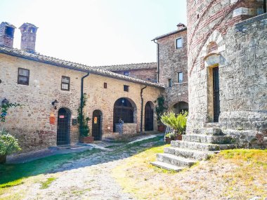 HDR Montesiepi, İtalya