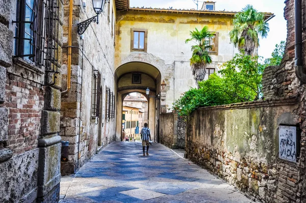 Hdr blick auf die stadt colle val d elsa — Stockfoto