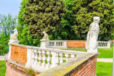 Govone HDR Govone kalede