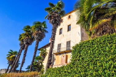 HDR Castello della Manta castle