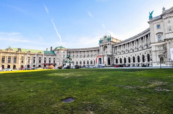 HDR palatset Hofburg i Wien — Stockfoto