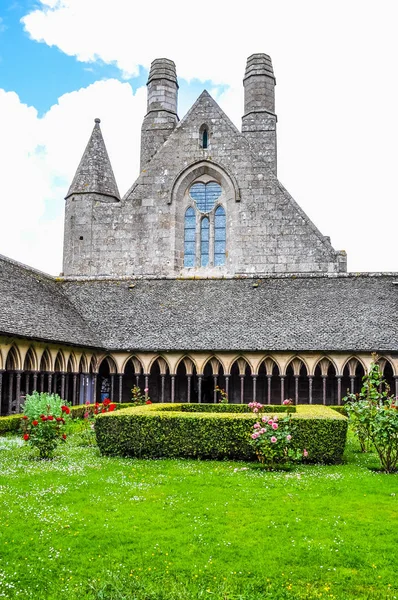 HDR Mont St Michel opatství Francie — Stock fotografie