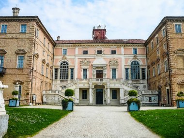 Govone HDR Govone kalede