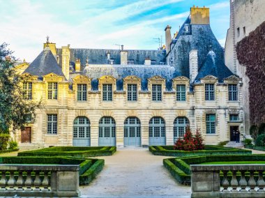 HDR Hotel de Sully Paris