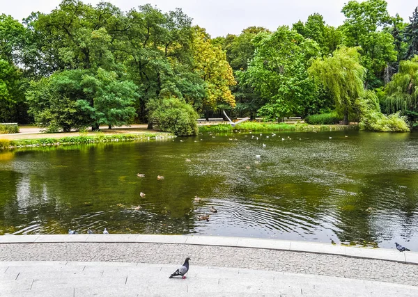 Ogród botaniczny HDR w Warszawie — Zdjęcie stockowe