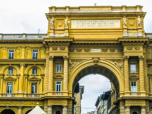 HDR Piazza della Repubblica во Флоренции — стоковое фото