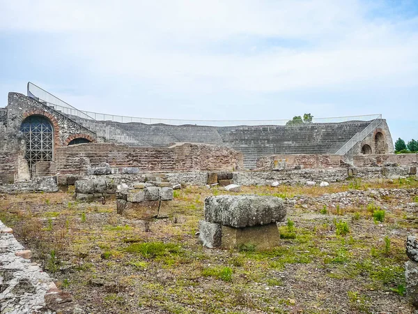 高ダイナミック レンジ Hdr Minturnae の古代都市跡今イタリア ラツィオ州の Minturno — ストック写真