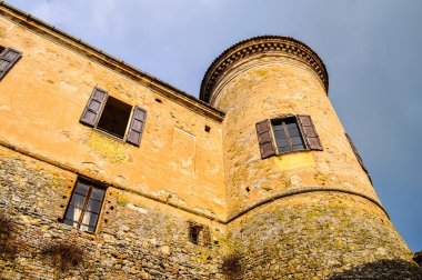 HDR Castello Scipione Salsoma aka Castello Pallavicino kalede