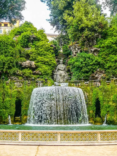 HDR Villa Este gardens