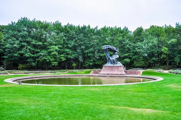 Estatua de Chopin HDR en Varsovia — Foto de Stock