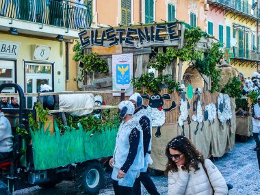 Loano, İtalya - Mart 2016 yaklaşık: Yüksek dinamik aralık (Hdr) karnaval kutlamaları Loano aka Carnevaloa