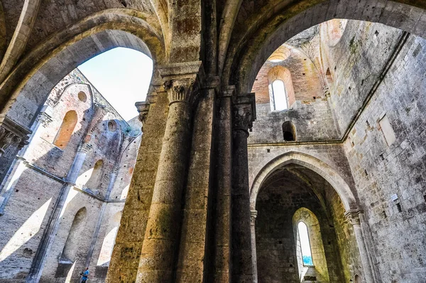 HDR ruínas da abadia de St Galgano em Chiusdino — Fotografia de Stock