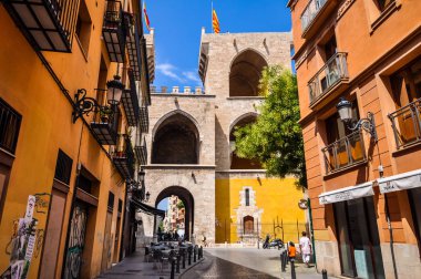 HDR Serranos Gate Valencia