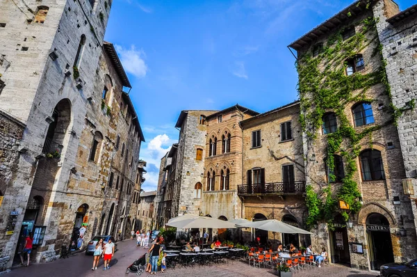 HDR Visa av den staden San Gimignano — Stockfoto