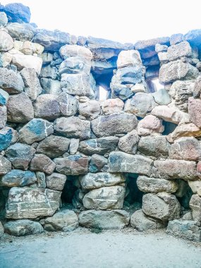 Yüksek dinamik aralık (Hdr) Harabeleri antik Sunuxi Nuraghe megalitik Sardunya, İtalya'da inşaat