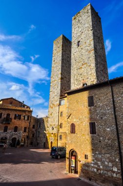 San Gimignano, İtalya - yaklaşık Ağustos 2016: Yüksek dinamik aralık (Hdr) görünümü San Gimignano şehri