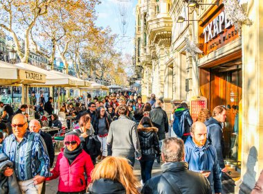 HDR Barcelona gelen turist