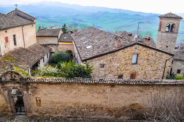 高动态范围 Hdr Castello Aka Castello 帕拉维奇诺在蜚声卡斯特罗 Salsomaggiore 意大利 — 图库照片