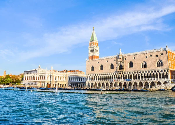 Vysokým Dynamickým Rozsahem Hdr Náměstí Piazza San Marco Kostelem Benátky — Stock fotografie
