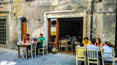HDR Siena gelen turist