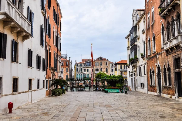 HDR Touristes en visite à Venise — Photo