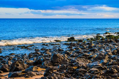Yüksek dinamik aralık (Hdr) Lanzarote beach, Afrika kıyıları açıklarında Atlantik Okyanusu'nda Kanarya Adaları İspanyol bir adada