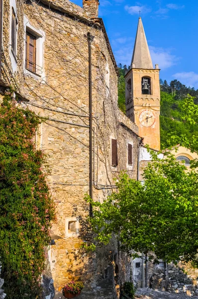 Hoher Dynamischer Bereich Hdr Stadt Castelvecchio Rocca Barbena Savona Ligurien — Stockfoto