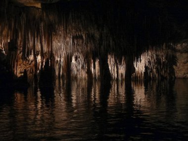 Majorca, İspanya - Eylül 2016 yaklaşık: Cuevas del Drach aka (Dragon mağaralar anlam Drach mağaraları)
