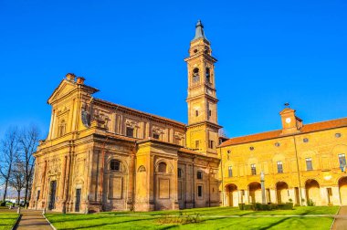 Yüksek dinamik aralık (Hdr) Santuario Beata Vergine del Pilone, Moretta Cuneo İtalya